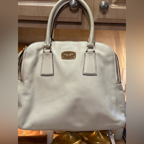 Michael Kors Women's Convertible Satchel, light cream - Picture 2 of 16